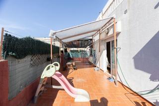 Àtic a Llefià. Atico con terraza de 63mt3 junto a la calle perez galdos