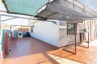 Dachwohnung in Llefià. Atico con terraza de 63mt3 junto a la calle perez galdos