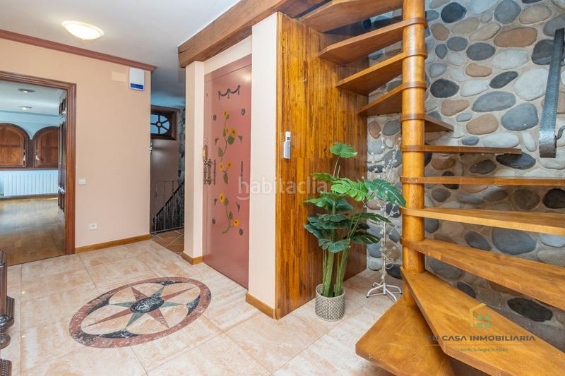 Foto 2f002af4-d3d6-446c-a2e6-e0d3a6ca8e1a. Masía en Argelaguer