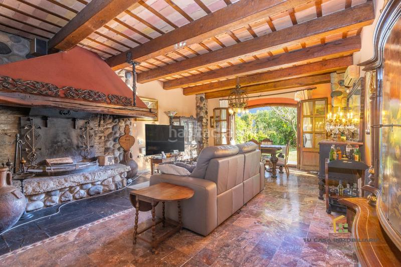 Foto c17ee055-ad4c-45a2-bfca-3699b614811e. Masía en Argelaguer