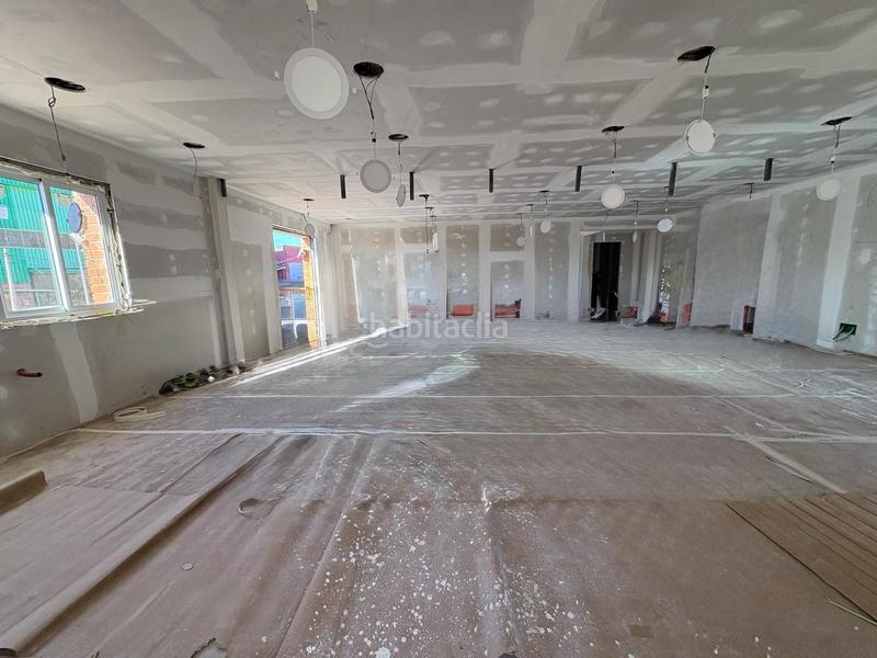 Foto 13ae6cd5-3bbd-44ce-a178-17f64bc00e25. Bâtiment à usage industriel dans Zona Industrial Rubí