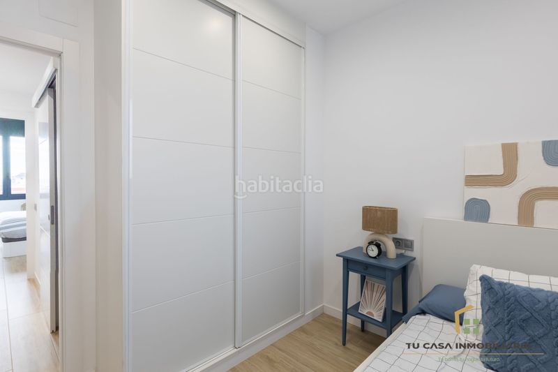 Foto e2ad4eb8-9c82-426b-b562-9d9e46fa9d61. Pis amb calefacció a Bufalà Badalona