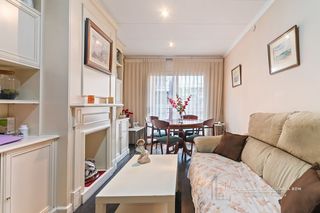 Etagenwohnung in Llefià. Piso en calle perez galdos con ascensor y balcon