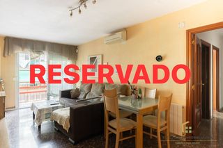 Piso en Llefià. Piso en venta en avenida dalfons xiii
