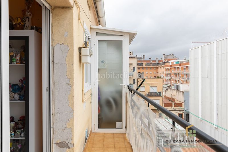 Foto e09ed1e1-b099-42ad-a94a-48fddf3bd758. Àtic amb calefacció a Bufalà Badalona