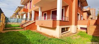 Maison jumele  Francia. Unifamiliar pareado en g3