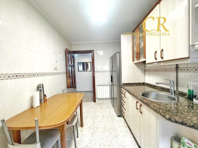 Foto ba35f6a2-099a-483c-8ff6-69633bfcb384. Appartamento in Contrueces Gijón
