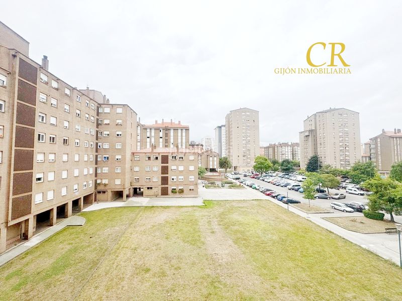Foto cff3e745-7775-4964-9f97-f709dede6857. Appartamento in El Polígono Gijón