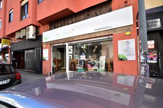 Location Local commercial à Calle doctor antonio gonzález 11. Excelente local en alquiler