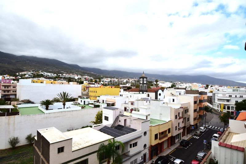 Foto 02017d9f-77ff-461c-a04d-5144fff45db2. Rent flat with parking in Centro Güímar