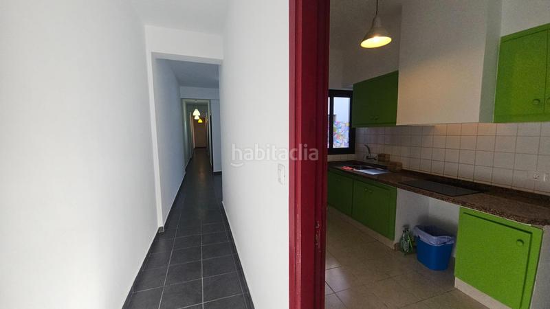 Foto d652a5b3-acfd-47db-9fbd-420f67dfa0c5. Alquiler piso amplio piso céntrico estudiantes en San Cristóbal de La Laguna