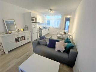 Lloguer Pis  Avenida leonardo torriani. Coqueto piso amueblado la laguna