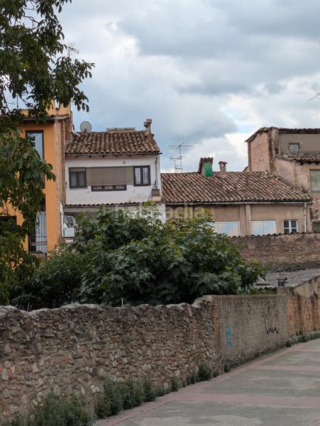 Foto 4e27297f-1589-4d49-9feb-5dd599fdaf9b. Edifici a carrer de sant pere 34 a Centre Vic