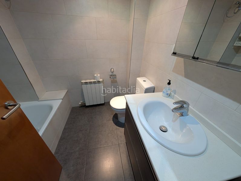 Foto c0bdba55-79b7-4b08-bb02-a28167090789. Pis amb calefacció aparcament a Nord Vic