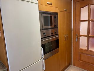 Miete Etagenwohnung in El Sucre-El Nadal. Exclusiu pis de 3 habitacions al cor de vic: terrassa àmplia i p