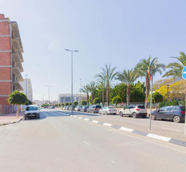 Foto 73fe9f30-dce1-4792-af84-2ee9d1f56e85. Location local commercial dans Callosa de Segura