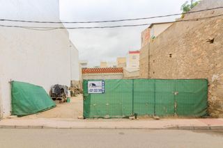 Terreny residencial  Calle del sagrado coraz�n-san bartolom�. Amplio terreno urbano en san bartolom� orihuela.