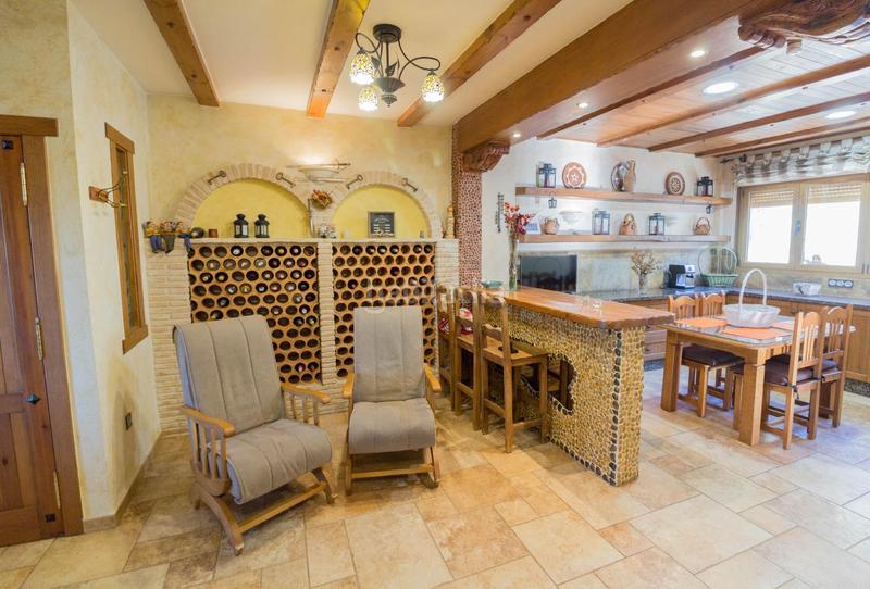 Foto ddf1a0b1-2bd3-487d-b178-01232d588d91. Chalet impresionante chalet independiente con vistas a la sierra . en Redován