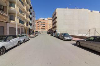 Lloguer Local Comercial  Calle medico antonio simon. Local comercial en callosa de segura.