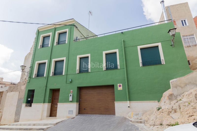 Foto e8855ddd-32b9-4972-9ba6-1b214daed2b0. Casa amb aparcament a Orihuela ciudad Orihuela