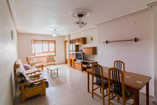Etagenwohnung  Calle canalejas. Amplio piso en una buena zona del municipio de callosa de segura