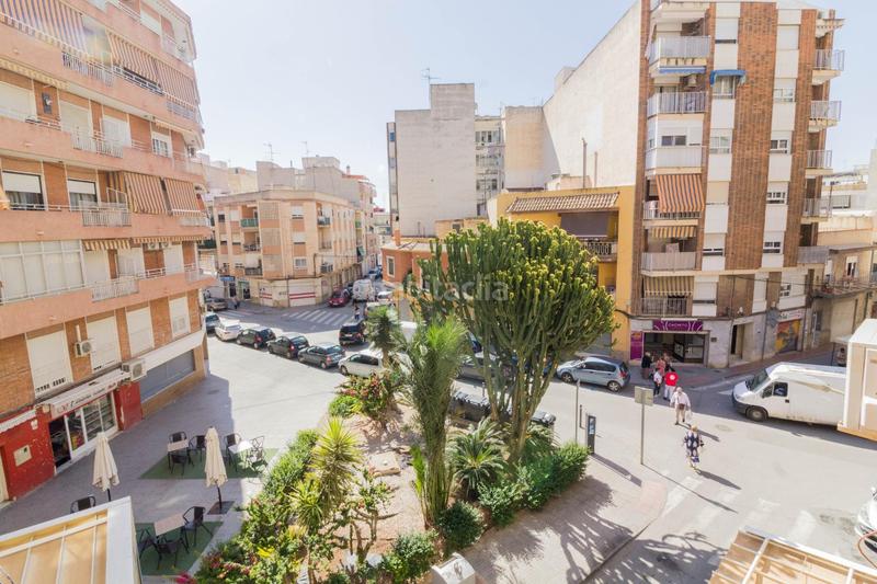 Foto d11d7e8c-825d-4d68-b865-4b3b47995d19. Piso amplio piso 4 dormitorios . en Callosa de Segura