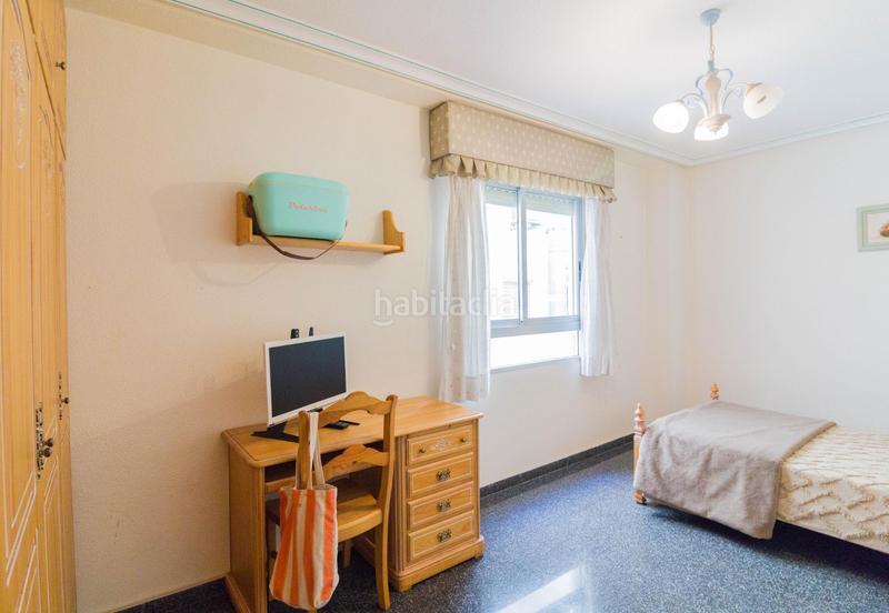 Foto f9dce234-f863-4f92-9cf3-0e0af030e71d. Piso amplio piso 4 dormitorios . en Callosa de Segura