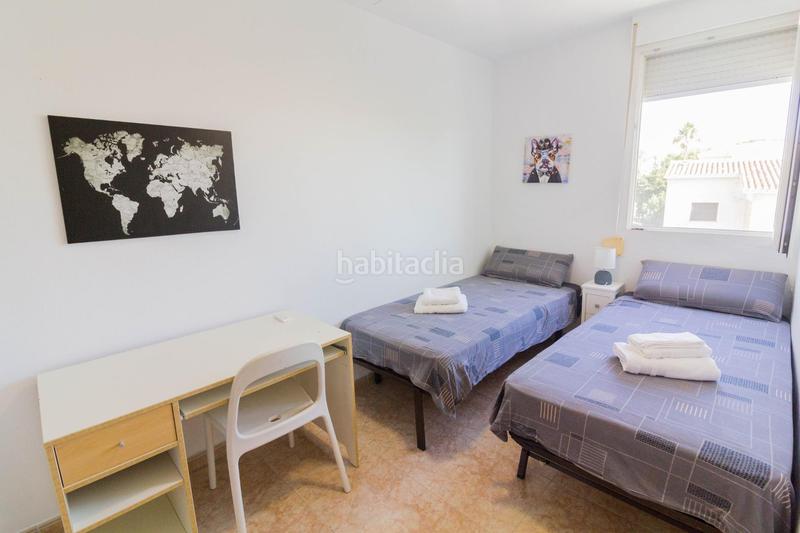 Foto 440e6dc1-0a20-4497-98be-619c094af962. Apartament amb piscina a La Zenia Orihuela