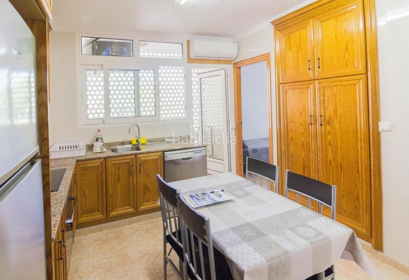 Foto d28221a8-88b2-4e6b-a13e-996c2fda339d. Apartament amb piscina a La Zenia Orihuela