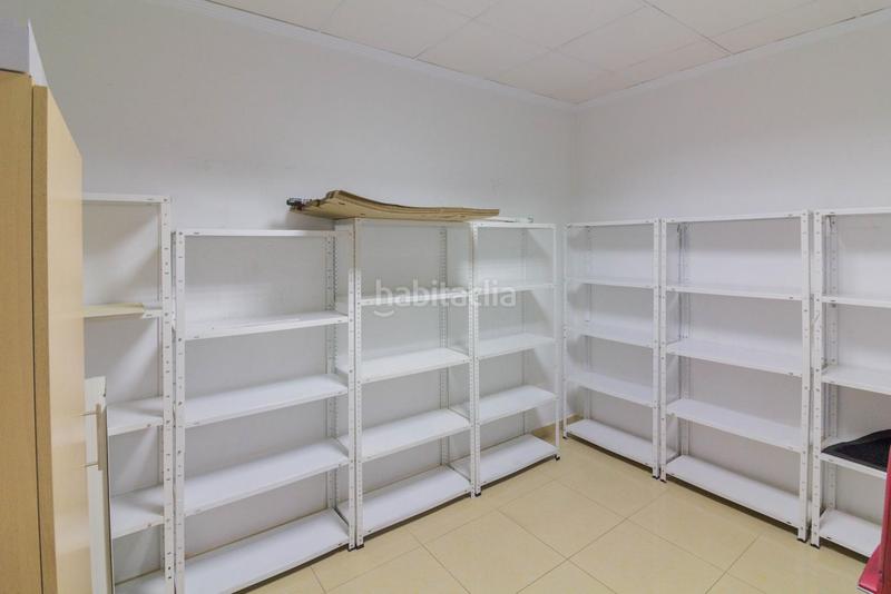 Foto d6403b6f-e8dd-4032-84d4-8d1ec3ccb1bb. Local comercial a Redován