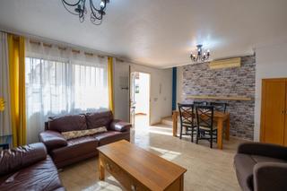 Maison à Molins - Campanete - San Bartolomé. Amplio bungalow adosado en san bartolomé orihuela.