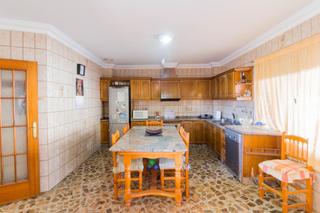 Casa  Calle martín miró. Amplia casa independiente en callosa de segura.
