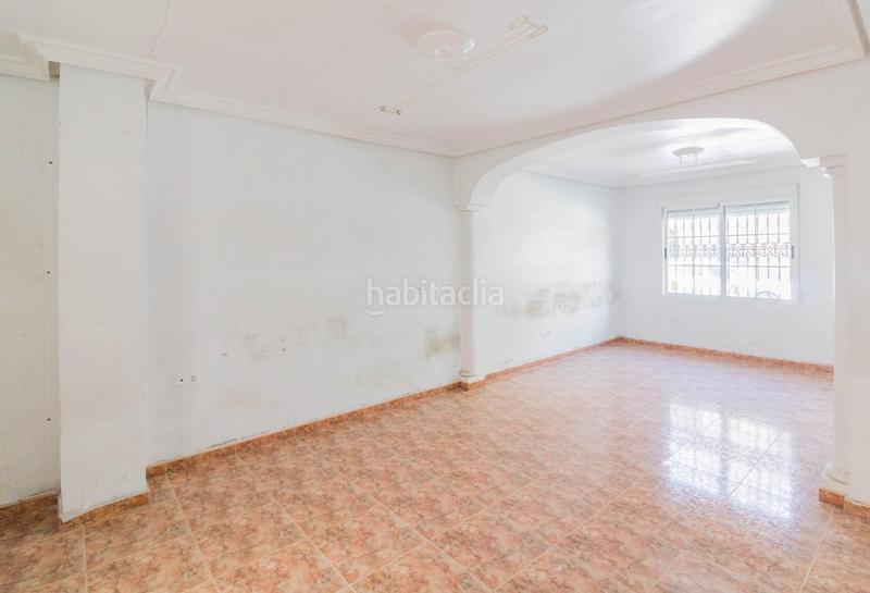 Foto dc49c1de-7990-4d45-aade-fdbb07a4936b. Casa a Callosa de Segura