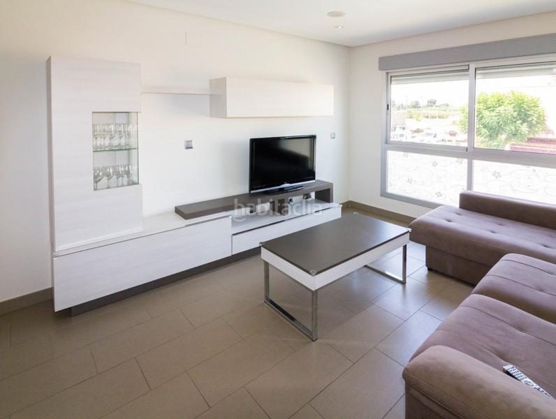 Foto 2043e360-42ed-483e-b4fb-89afcce80b2b. Alquiler piso  seminuevo en alquiler en Albatera