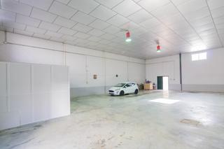 Bâtiment à usage industriel  Calle 03317. Amplia nave industrial en el escorratel, orihuela  oportunidad ú