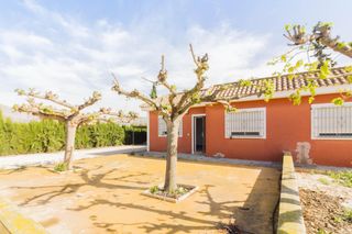 House in Desamparados - Hurchillo - Torremendo. Encantador chalet semiadosado en desamparados  ideal para una vi