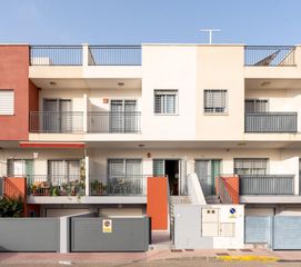 Casa en Callosa de Segura. Espectacular adosado en callosa de segura.