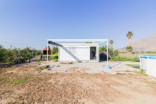 Finca rústica a Callosa de Segura. Finca con caseta recrativa en callosa de segura.