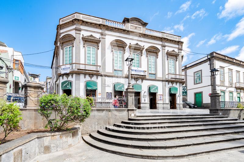 Foto 1848a5ad-9947-4ad7-b7a9-d7f459a2c853. Chalet en Arucas casco Arucas