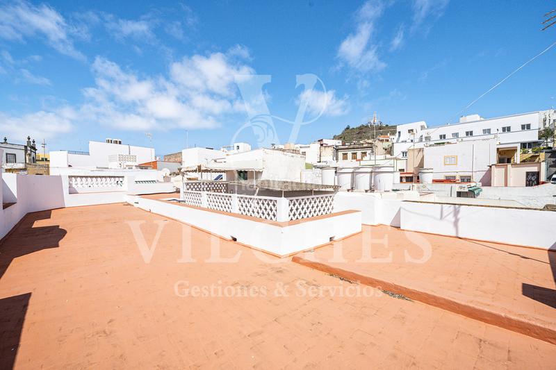 Foto 3de317aa-b1a0-4ef5-8369-7ff00de8dc34. Chalet en Arucas casco Arucas