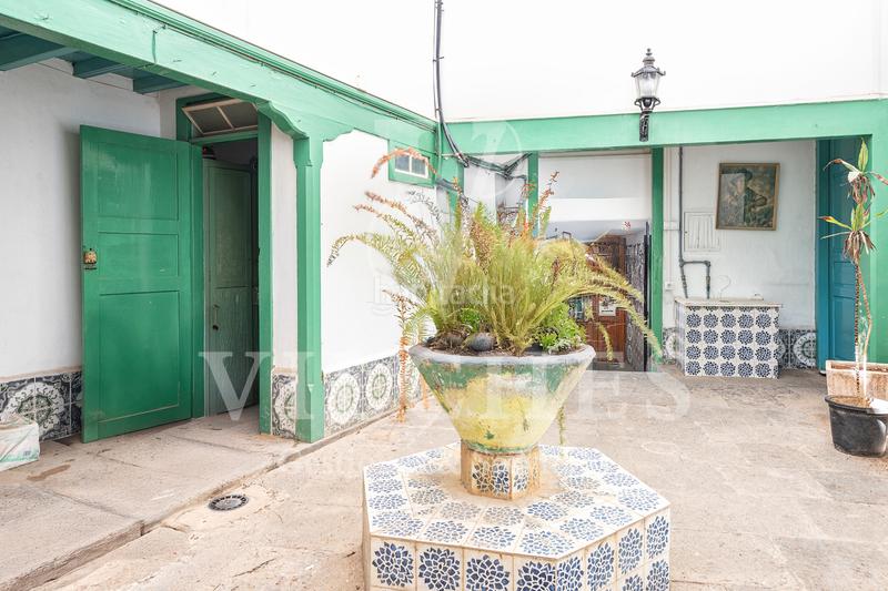 Foto 335a1395-c770-4cc9-b040-1db681eabbd6. Chalet con parcheggio in Arucas casco Arucas