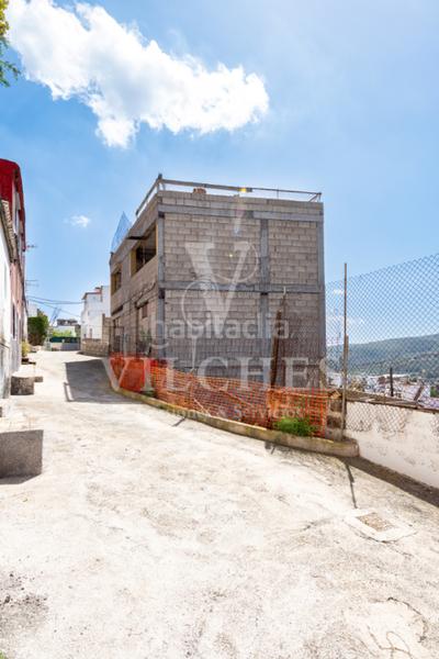 Foto 05ea35ef-3b46-49a8-9d18-a4893aa21664. Edificio en Arucas casco Arucas