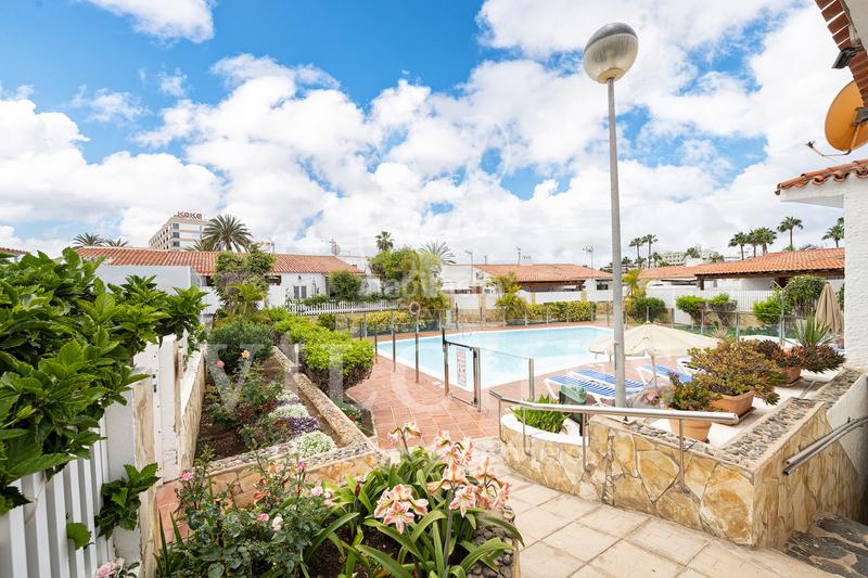 Foto 199d6d80-9670-4781-b8b2-bd2e269a1936. Rent house with pool in Playa del Inglés San Bartolomé de Tirajana