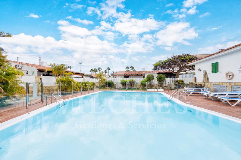 Foto ebde2f25-cd0f-4252-b0e9-801c16c3eadd. Rent house with pool in Playa del Inglés San Bartolomé de Tirajana