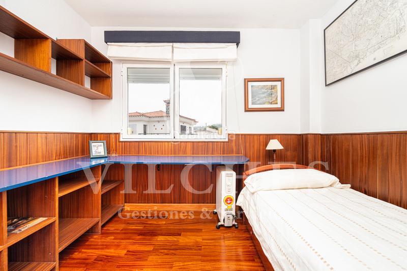 Foto 5c7fdbe1-66d8-4b39-945d-1b59f80d508f. Chalet avec parking dans Los Castillos Arucas