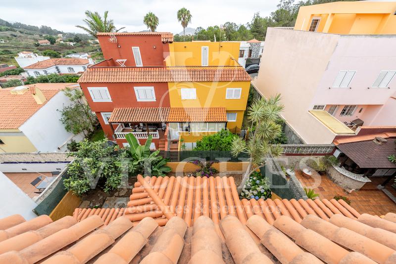 Foto 72c54c5f-82af-4e53-a39e-6bef06c52081. Chalet avec parking dans Los Castillos Arucas