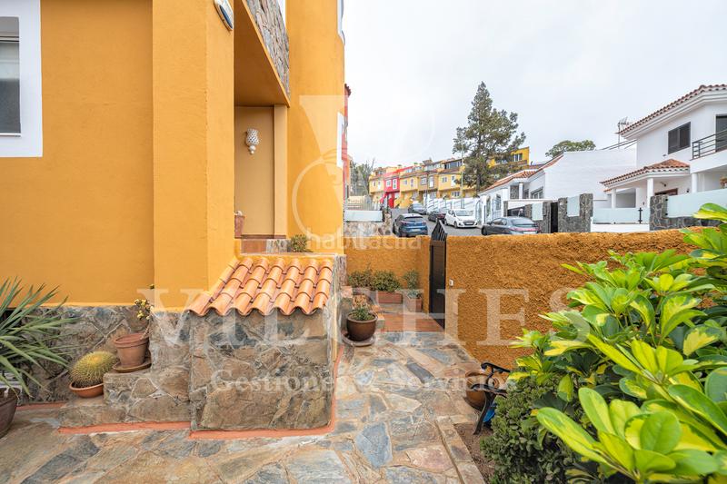 Foto e4eb9a85-d0a5-4667-a056-be892c6aa228. Chalet avec parking dans Los Castillos Arucas