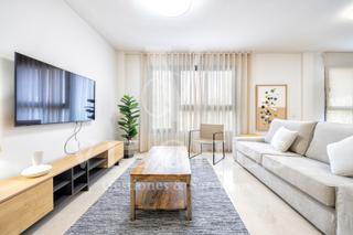 Duplex in Calle Doctor Miguel Rosas