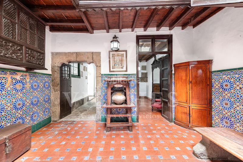 Foto c4044611-96a9-40bc-8fc5-d6ccb637355f. Chalet dans Vegueta Palmas de Gran Canaria (Las)