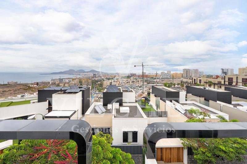 Foto f13d431f-5e47-4980-aa02-fdd8e9d3be35. Chalet en Siete Palmas Palmas de Gran Canaria (Las)